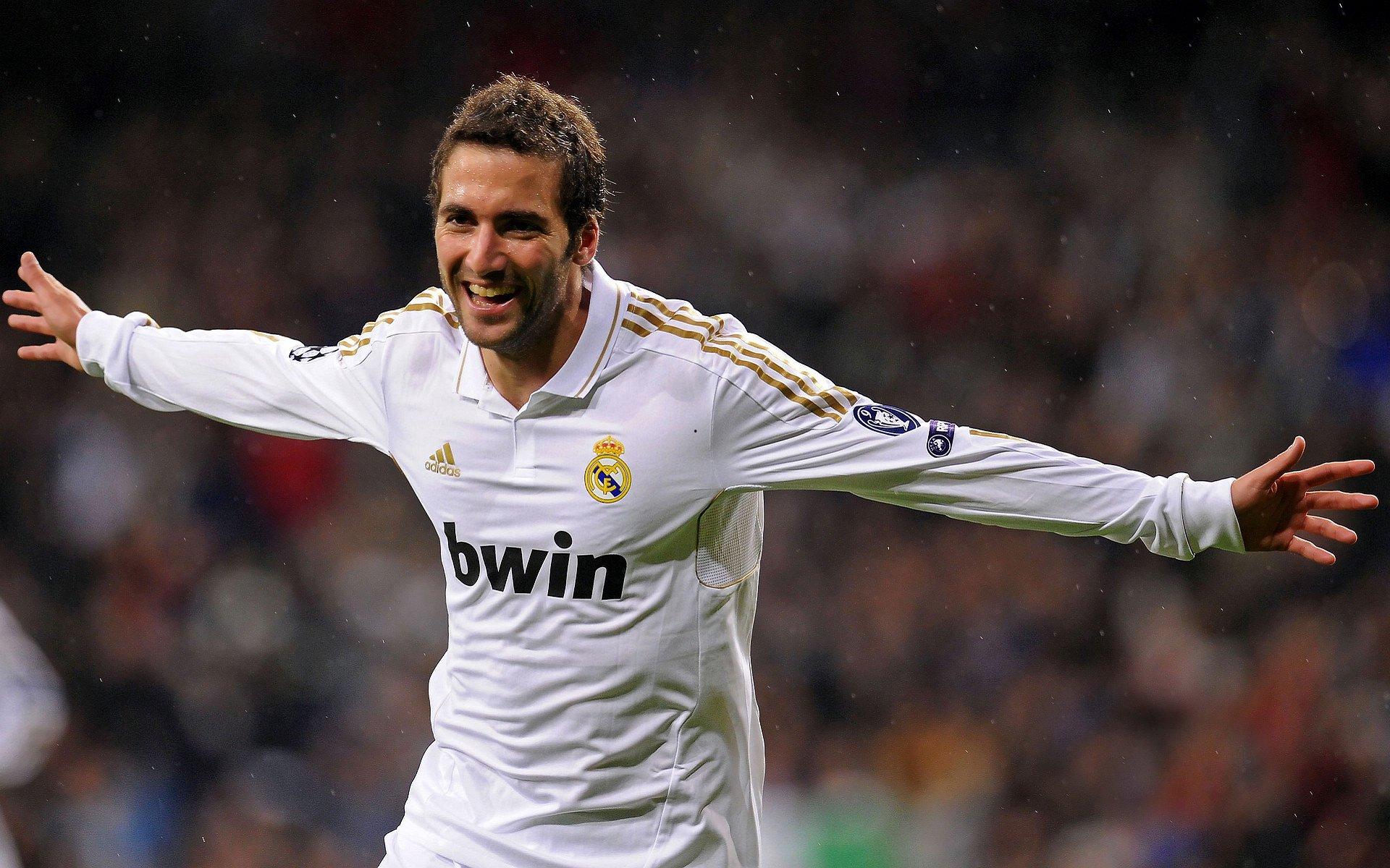 德拉富恩特抛弃老队长?不,是西班牙放弃了拉莫斯